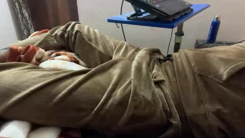 Snapshot of aaryan_sexoo chatting on November 8, 2025, 7:01 pm aaryan_sexoo online show from November 8, 2025, 7:01 pm