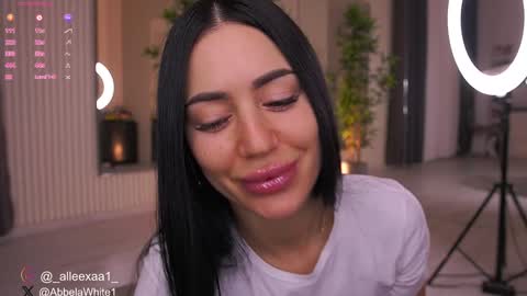 Snapshot of abbela_white chatting on February 7, 2025, 6:24 am Alexa online show from February 7, 2025, 6:24 am