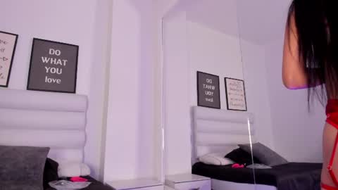 abbey_walker online show from July 17, 2026, 11:06 am
