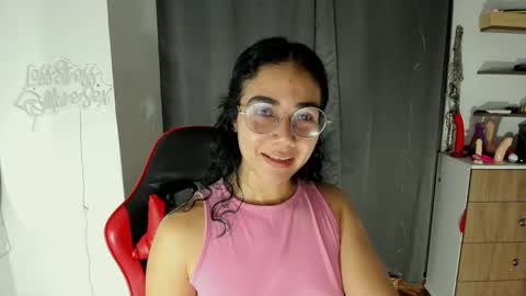 Martina online show from May 5, 2026, 6:27 pm