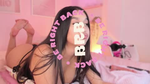 Snapshot of abbie_foxxx chatting on January 19, 2025, 9:01 am abbie online show from January 19, 2025, 9:01 am