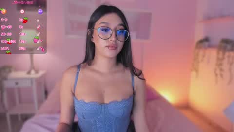 Snapshot of abbie_foxxx chatting on February 22, 2025, 8:42 pm abbie online show from February 22, 2025, 8:42 pm