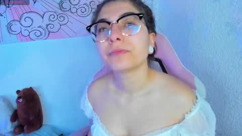 April online show from May 1, 2026, 1:32 am