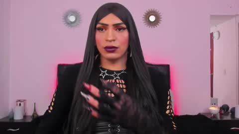 Abbigail Fuster  online show from February 10, 2025, 4:19 am