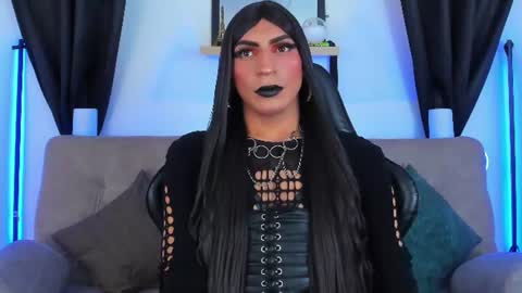 Abbigail Fuster  online show from July 23, 2026, 11:30 am