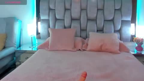 Snapshot of abby_blue01 chatting on January 11, 2025, 2:30 am abby_blue01 online show from January 11, 2025, 2:30 am