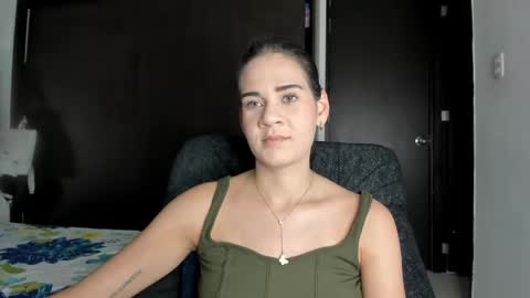 Snapshot of abby_connie chatting on May 25, 2026, 12:05 am Abby Connie online show from May 25, 2026, 12:05 am