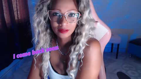 Snapshot of abby_liu chatting on January 8, 2025, 9:34 pm May Imstagram online show from January 8, 2025, 9:34 pm