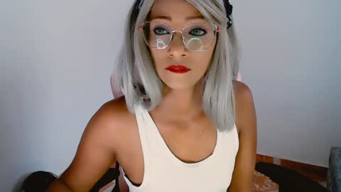 Snapshot of abby_liu chatting on February 1, 2025, 7:23 pm May Imstagram online show from February 1, 2025, 7:23 pm