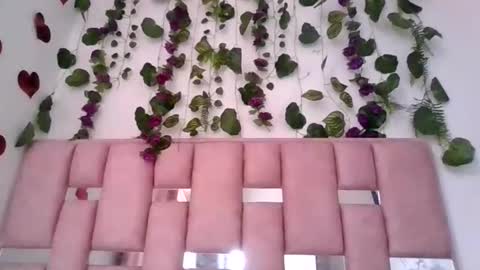 abby_moss_2 online show from April 23, 2026, 12:26 pm