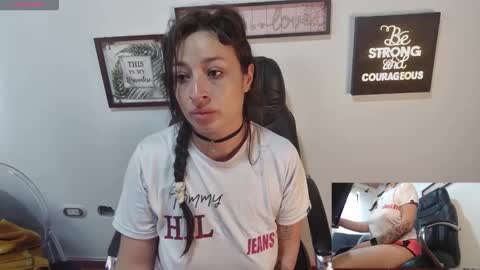 Snapshot of abby_taylorr_ chatting on May 18, 2026, 1:06 pm Vannesa online show from May 18, 2026, 1:06 pm