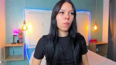 Abby Dixon  online show from March 7, 2026, 12:02 pm