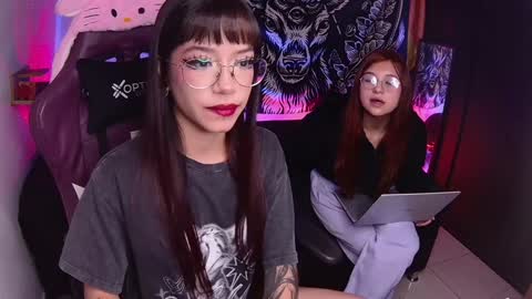 Snapshot of abbylizzyxx chatting on January 17, 2025, 2:18 am Abby Lizzy online show from January 17, 2025, 2:18 am