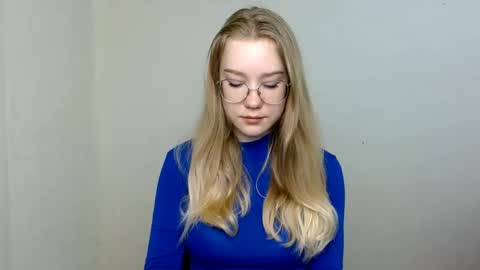 Abby Lovense is active online show from May 3, 2026, 10:21 am