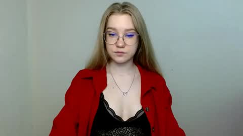 Snapshot of abbymoore__ chatting on June 7, 2026, 10:19 am Abby Lovense is active online show from June 7, 2026, 10:19 am