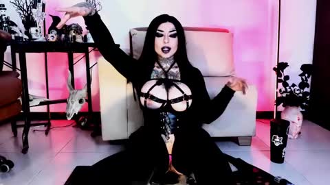 Snapshot of abbypink69 chatting on December 5, 2024, 1:47 am Abby online show from December 5, 2024, 1:47 am