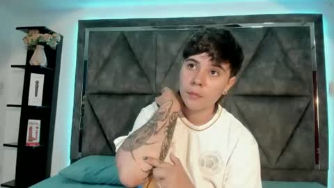 Snapshot of abbysmiitth_ chatting on June 17, 2026, 8:32 pm Abby Smith online show from June 17, 2026, 8:32 pm