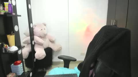 Snapshot of abbyxlee chatting on December 8, 2024, 3:53 am online show from December 8, 2024, 3:53 am