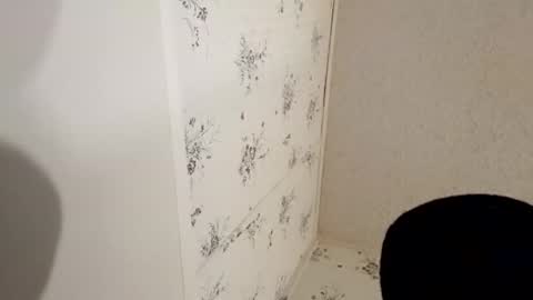 abdaziz8686 online show from March 8, 2026, 3:32 am