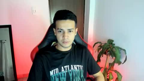 Snapshot of abelasburgo chatting on May 21, 2026, 2:51 am Independence model AbelAsburgo online show from May 21, 2026, 2:51 am
