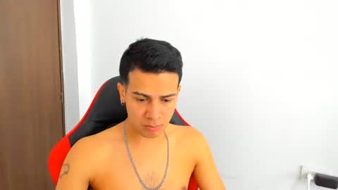 Snapshot of abelasburgo chatting on July 13, 2026, 7:49 pm Independence model AbelAsburgo online show from July 13, 2026, 7:49 pm