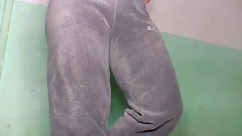 abella677022 online show from June 17, 2026, 5:36 pm