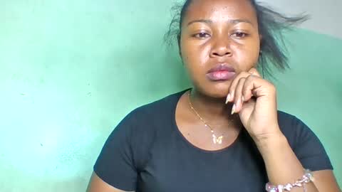 abella677022 online show from June 21, 2026, 7:44 am