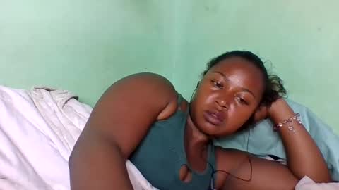 abella677022 online show from July 26, 2026, 6:59 pm