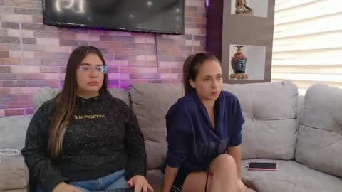 Snapshot of abella_as_ chatting on May 15, 2026, 2:35 pm abella_as_ online show from May 15, 2026, 2:35 pm