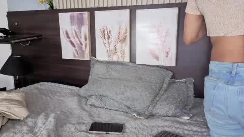 Snapshot of abella_as_ chatting on May 16, 2026, 10:36 am abella_as_ online show from May 16, 2026, 10:36 am