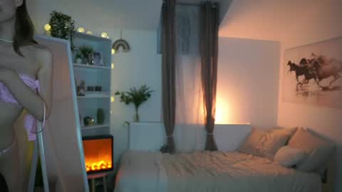 abella_danger_x online show from March 4, 2025, 1:59 pm