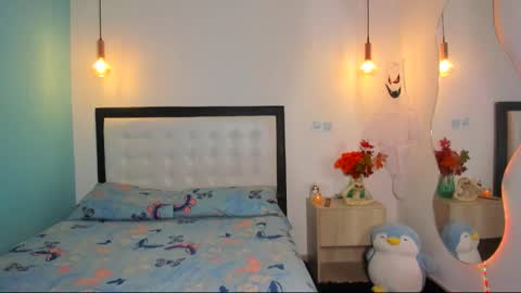 Snapshot of abellaconnor chatting on October 29, 2025, 9:38 pm Abella and Kendra online show from October 29, 2025, 9:38 pm