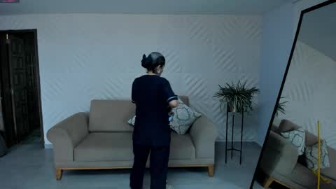 Snapshot of abellacroft chatting on September 17, 2025, 11:56 am Abella online show from September 17, 2025, 11:56 am