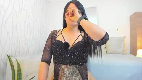Sophia online show from May 3, 2026, 9:54 pm
