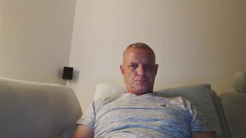Snapshot of abenteurer2021 chatting on May 31, 2026, 8:10 pm abenteurer2021 online show from May 31, 2026, 8:10 pm