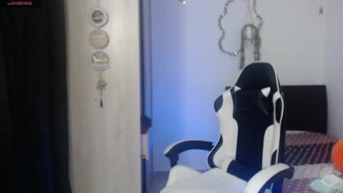 Snapshot of abigail_monroe__ chatting on June 6, 2026, 3:55 am abigail_monroe__ online show from June 6, 2026, 3:55 am