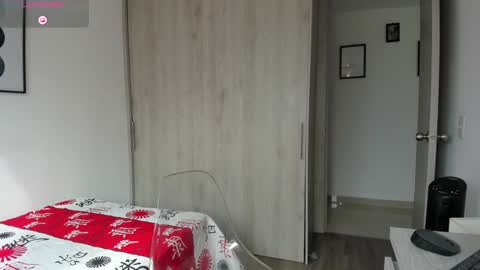 Snapshot of abigail_w chatting on December 14, 2024, 1:59 pm abigail online show from December 14, 2024, 1:59 pm