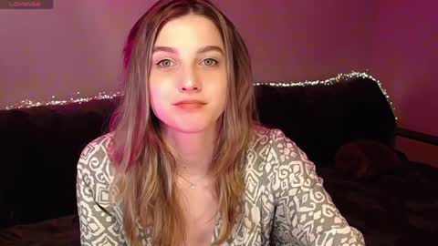 Snapshot of abigailwills chatting on April 6, 2026, 4:52 pm Abigail online show from April 6, 2026, 4:52 pm