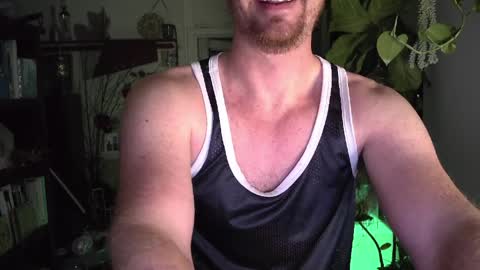 abracadanny777 online show from April 7, 2026, 12:38 pm