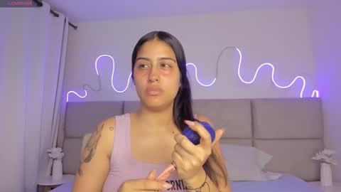 ABRIL online show from March 17, 2026, 3:11 am