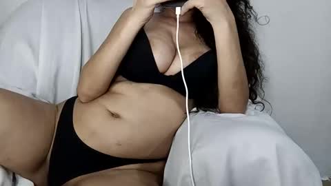 Snapshot of abril2026 chatting on March 8, 2026, 2:59 am abril2026 online show from March 8, 2026, 2:59 am