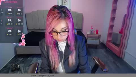 Snapshot of abril_ch_ chatting on October 28, 2025, 10:52 am abril_ch_ online show from October 28, 2025, 10:52 am