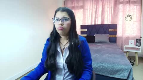 Snapshot of abril_matthews chatting on February 14, 2025, 11:42 am ABRIL MATTHEWS online show from February 14, 2025, 11:42 am