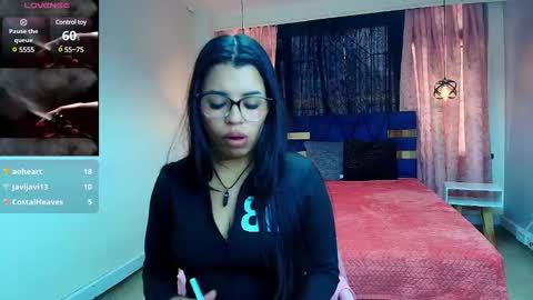 Snapshot of abril_matthews chatting on March 7, 2025, 3:28 pm ABRIL MATTHEWS online show from March 7, 2025, 3:28 pm