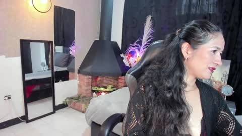 Snapshot of abril_riios chatting on June 2, 2026, 5:15 pm Abril online show from June 2, 2026, 5:15 pm