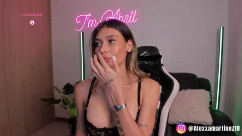 Snapshot of abril_w18 chatting on January 29, 2025, 12:43 am My name is Alexa. Please say hello I like to chat with you. If you have requests please use tip online show from January 29, 2025, 12:43 am