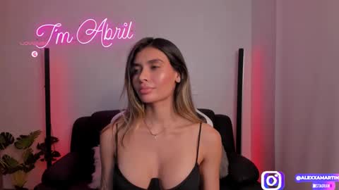 Snapshot of abril_w18 chatting on March 11, 2025, 5:05 am My name is Alexa. Please say hello I like to chat with you. If you have requests please use tip online show from March 11, 2025, 5:05 am