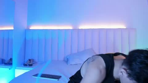 Snapshot of abrilandjulian chatting on June 9, 2026, 12:06 pm Abril and Julian online show from June 9, 2026, 12:06 pm