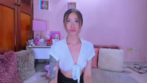 Abril online show from June 6, 2026, 7:57 am