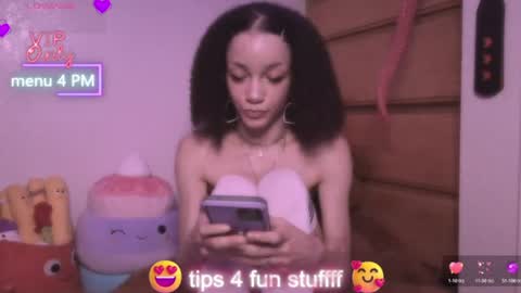 Peach online show from June 25, 2026, 5:12 am
